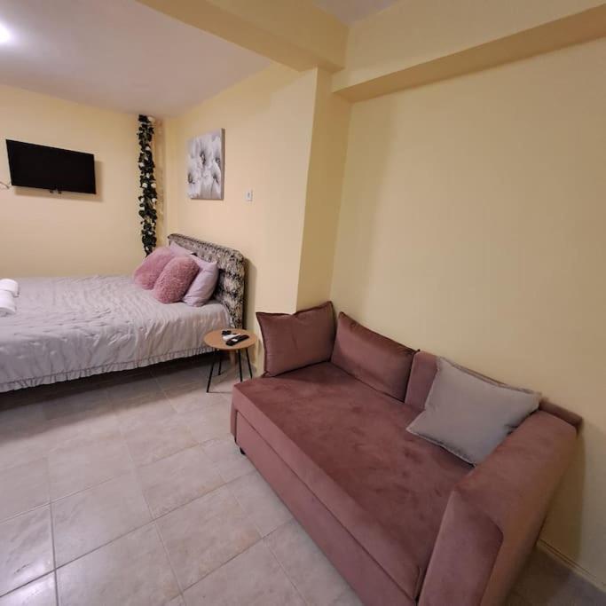 Zenia Home 1 Στην Καρδιά Της Πάτρας Exterior foto