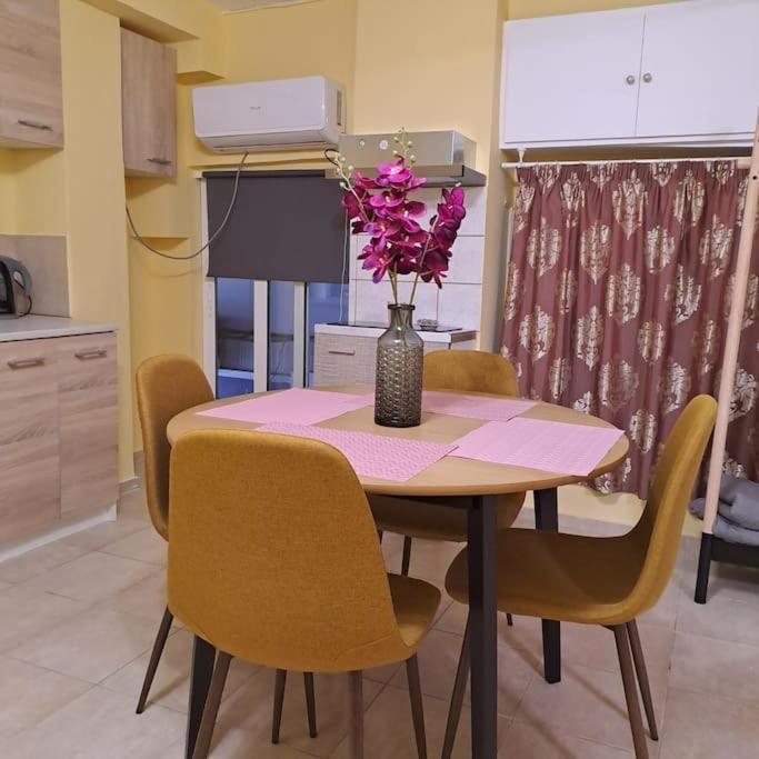 Zenia Home 1 Στην Καρδιά Της Πάτρας Exterior foto